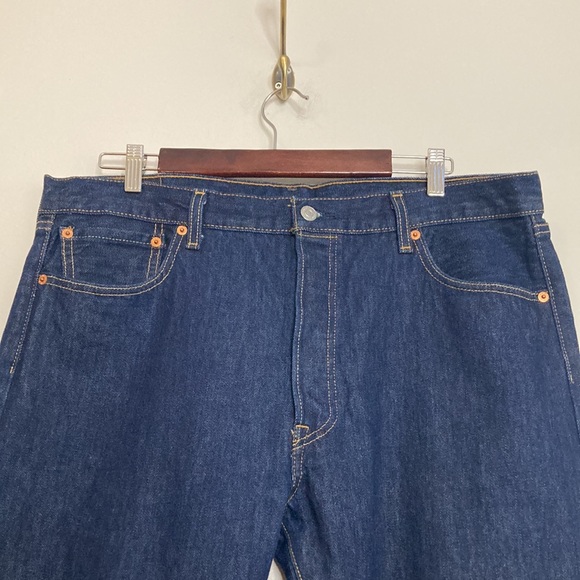 Levi's Jeans Mens 36 x 30 Dark Blue 501 Straight Leg Button Fly Red Tab Hemmed - Picture 3 of 14